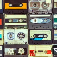 تعدادی کاست در حد نوکاملا سالم بدون شکستگی