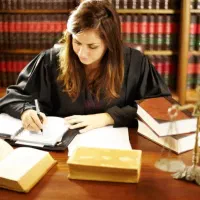 وکیل پایه یک منطقه 9، 10، 17، 18 ملکی خانواده مالی