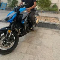 z1000