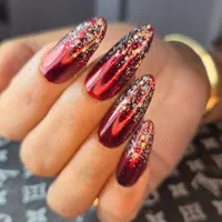 کاشت ناخن|خدمات آرایشگری و زیبایی|شاهین‌شهر, حافظ شمالی|دیوار