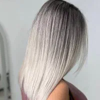 مدل برای تمام خدمات رنگ و لایت