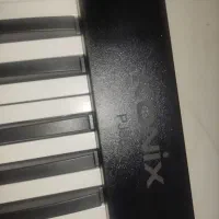 پیانو konix نو
