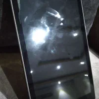 تبلت|تبلت|ملارد, |دیوار