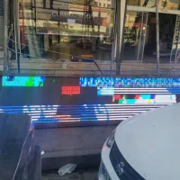 تابلو تلوزیونی روشن در ۴ رنگ