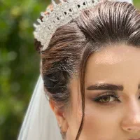 میکاپ و شنیون  عروس قیمت جشنواره|خدمات آرایشگری و زیبایی|قم, سالاریه|دیوار