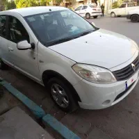 رنو ساندرو اتوماتیک مدل 96 سفید کم کارکرد|خودرو سواری و وانت|اصفهان, ملک‌شهر|دیوار