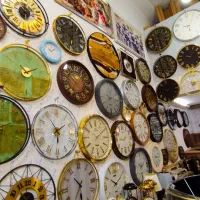 ساعت دیواری کلاسیک