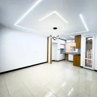 ۴۸متر_روبه آفتاب_پارکینگ اختصاصی_کم واحد_سندتکبرگ