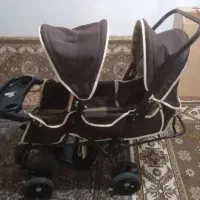 کالسکه دو قلو