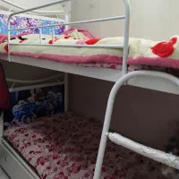 تخت دوطبقه فلزی