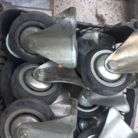 چرخ زیر پالتی