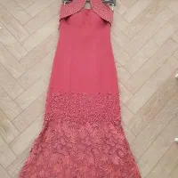 لباس عروسی|لباس|خوی, |دیوار