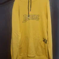 یک عدد کاپشن مردانه و یک عددهودی نونو|لباس|رشت, نظری|دیوار