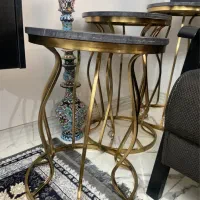 سه عدد عسلی