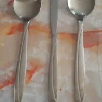 قاشق در حد نو جنس یونیک عالی جنس خوب