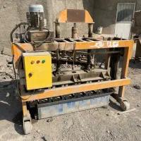 دستگاه نیمه اتومات بلوک زنی با کارکرد کم