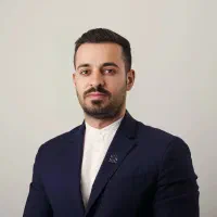 وکیل پرونده های سرقت و مواد مخدر و کلاهبرداری