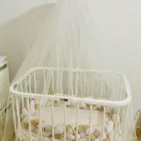 تخت کنار مادر خارجی