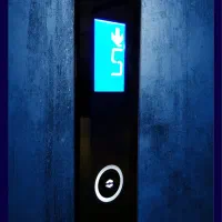 تعیمعر وبازسازی انواع آسانسورهای کششی هیدرولیک|خدمات پیشه و مهارت|اصفهان, برازنده|دیوار