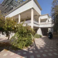 پیش-فروش-آپارتمان-2-و-3-خواب-سازنده-بنام