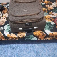 چمدان ۴نفره کاملا تمیز تمیز