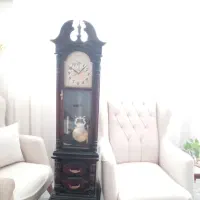 ساعت ایستاده