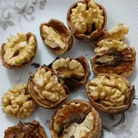 گردو بومی و خوش طعم|خوردنی و آشامیدنی|فولادشهر, فولادشهر|دیوار