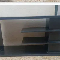 میز زیر تلویزیونی