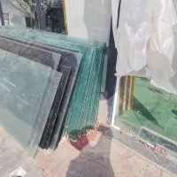 شیشه سکوریت در حد نو تعداد حدود 60 عدد