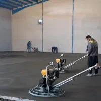 بتن ریزی کف با ماله پروانه