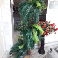 گلدان با گل مضنوعی ودرختچه مضنوعی|گل مصنوعی|قدس, شهرقدس|دیوار