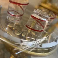 لیوان وپارچ های کریستال نایاب آکبند (ورق بزنید)