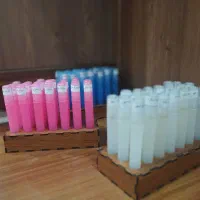 عطر های غلتکی استند 21 عددی در 7 رایحه دونه ای 43