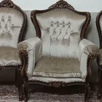 مبل سلطنتی سالم بدون زدگی|مبلمان خانگی و میز عسلی|نجف‌آباد, گلدشت|دیوار