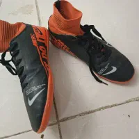 کفش فوتبال سالنی