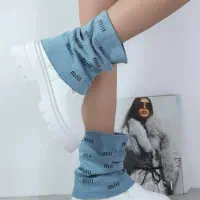 فروشنده خانوم