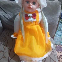 عروسک شعر میخونه کاملا سالمه با جعبه