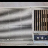 کولر گازی پشت پنجره