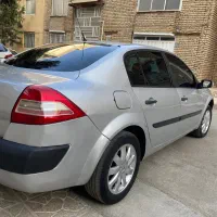 مگان دنده ای تمیز درحد