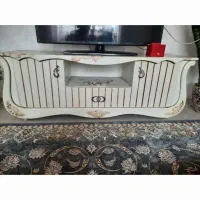 دوعدد میز تلوزیون تر تمیز ۴۰۰