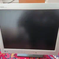 دو عدد مانیتور 15 اینچ (توضیح)|رایانه رومیزی|سهند, |دیوار