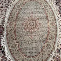 فرش بیضی طرح ماهی