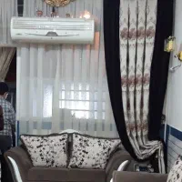 پرده و میله و تاج بالای پرده
