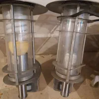 یک جفت چراغ دیواری