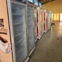 فریزر بستنی ایستاده