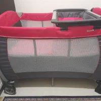 تخت و پارک کودک