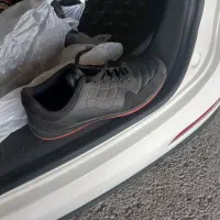 کفش ورزشی  درجه یک