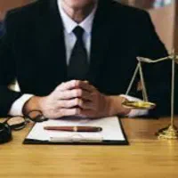 وکیل پایه یک دادگستری و مشاور حقوقی