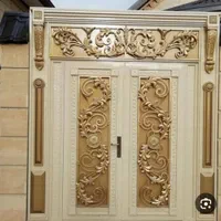 رنگ آمیزی درب وپنجره داخل ساختمان نرده . حفاظ