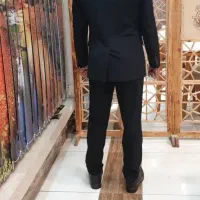 کت شلوار|لباس|بندر انزلی, زنبق|دیوار